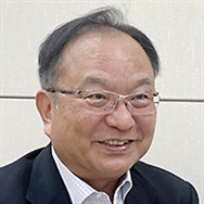 月原光国氏